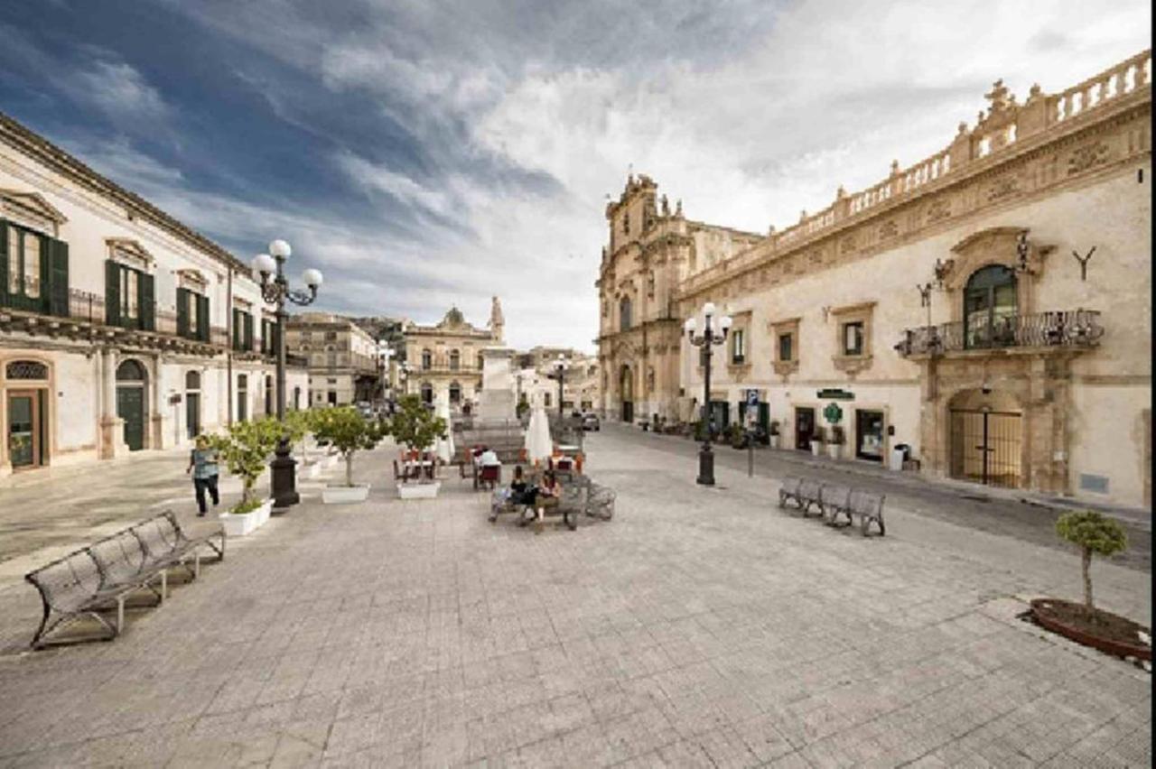 Ortigia Sunset Apartments - Xenia Sicily Villas Сиракузы Экстерьер фото