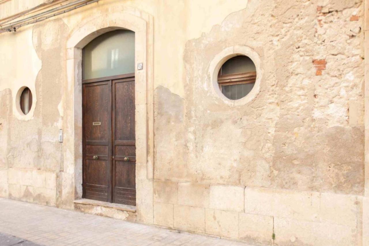 Ortigia Sunset Apartments - Xenia Sicily Villas Сиракузы Экстерьер фото